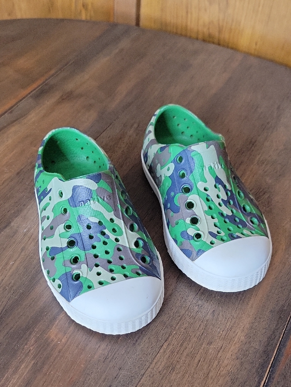 Native Jefferson Camo Shoes, Sz C6